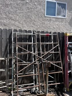 Scaffolding 2 For 80 50 Each 