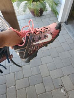Softball Girls Cleats Size 2Y