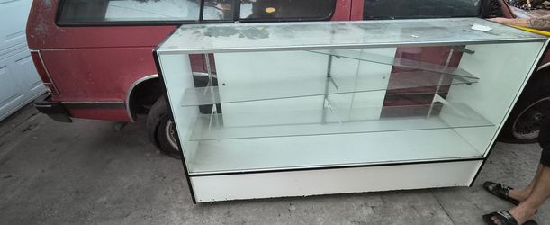 FREE DISPLAY CASE