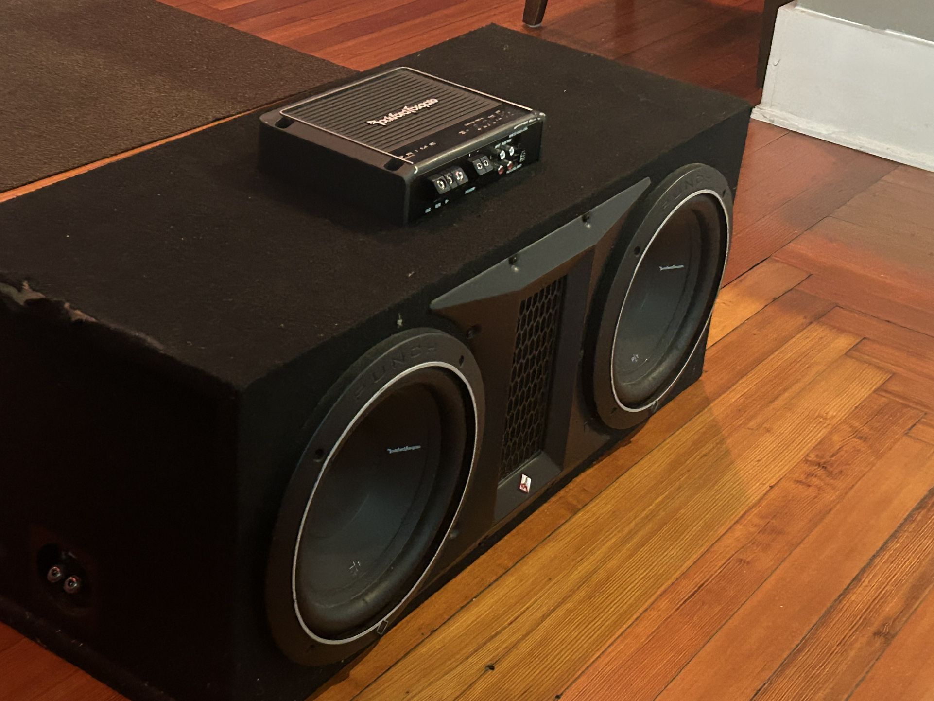 Rockford Fosgate (subwoofer & amplifier)