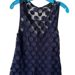 Banana Republic Royal Blue Lace Tank Textured Circles  Small  Elevate your wardrobe with this stunning Banana Republic Royal Blue Lace Tank. The intri