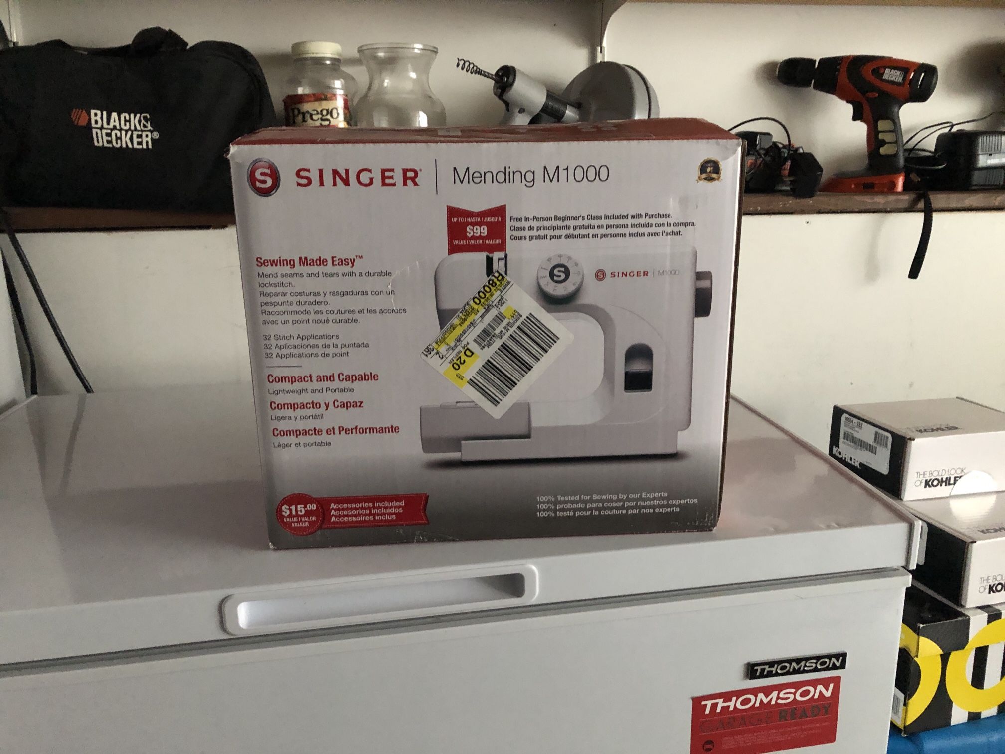 SINGER® M1000 Mending Machine 