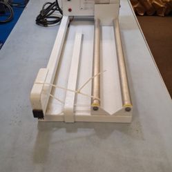 Latter Electric Plastic Wrap Heat Sealer Machine 