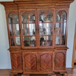 dinning table 7 chairs & china cabinet great wood