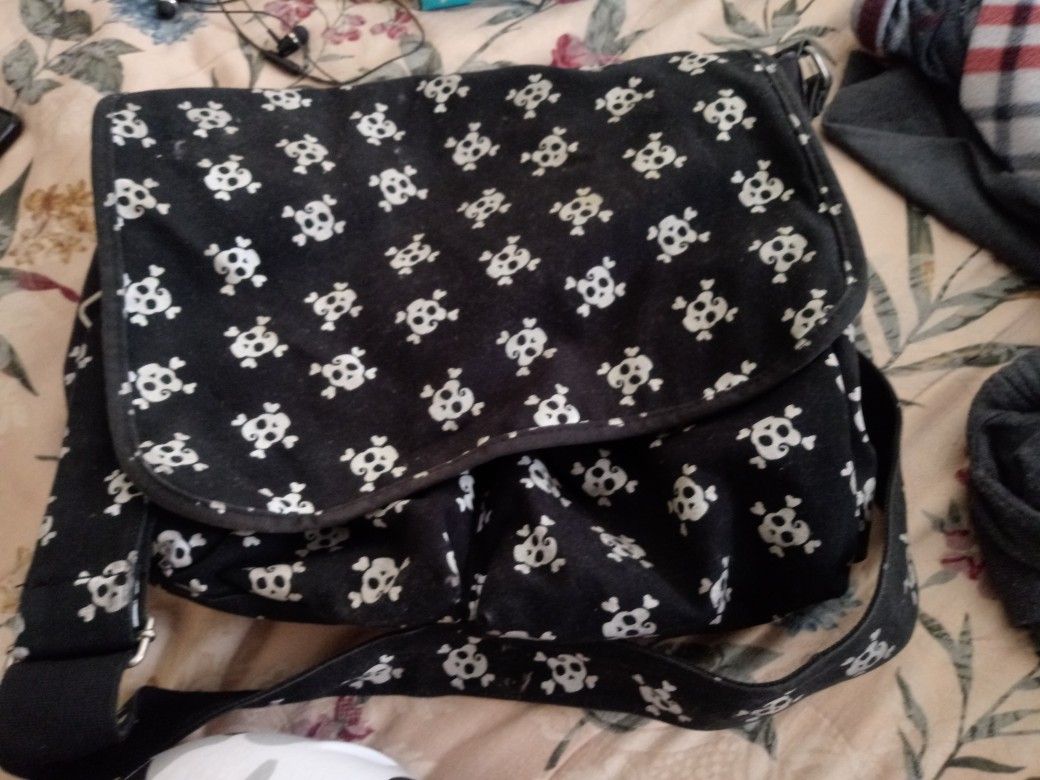 Skull And Crossbones Gothic Shoulder Messenger Bag 