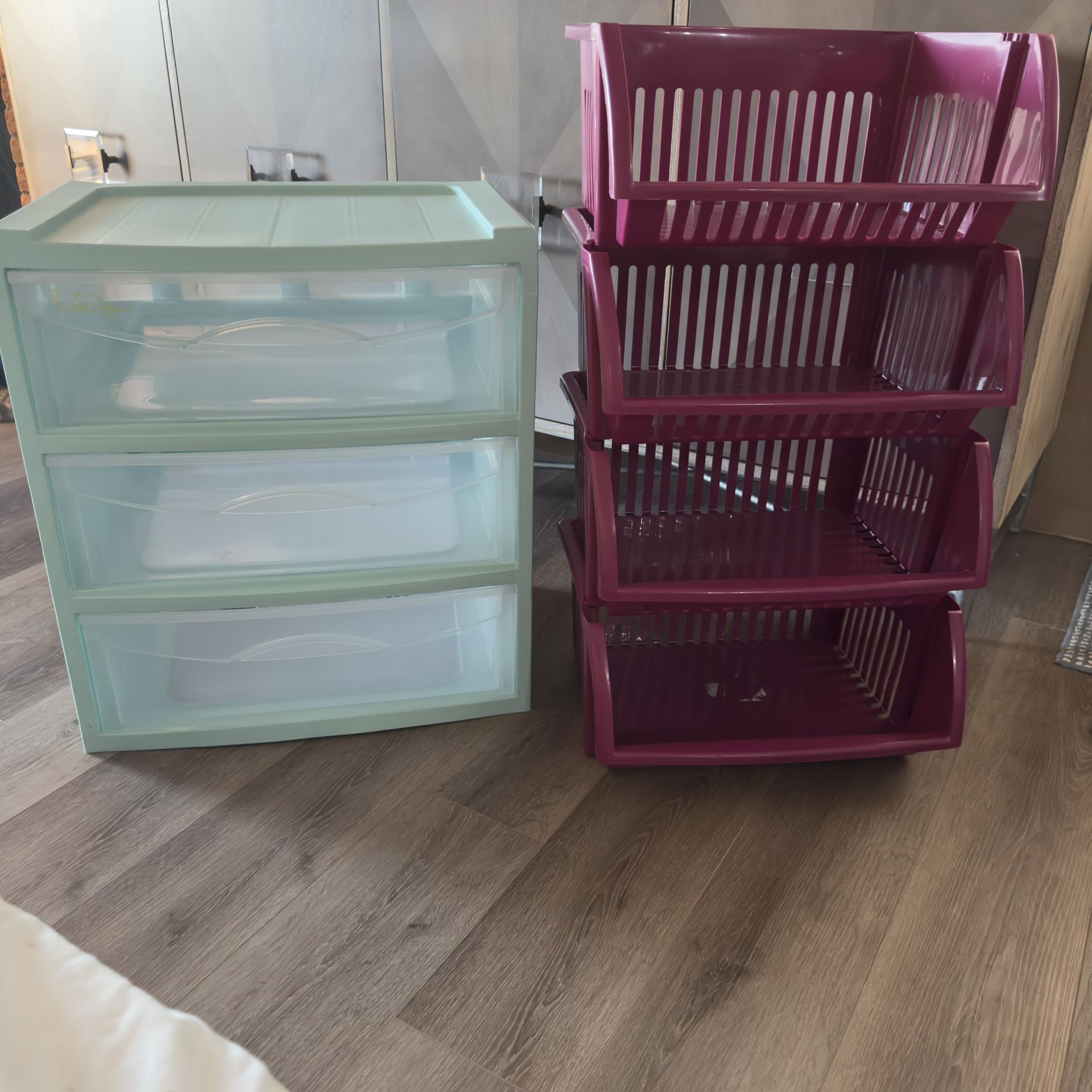 CLEAN 3 Drawer Wide Plastic Container NO WHEELS 4 Tier Shelves Organizer Clear Mainstays