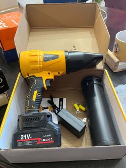 Hand held leaf blower