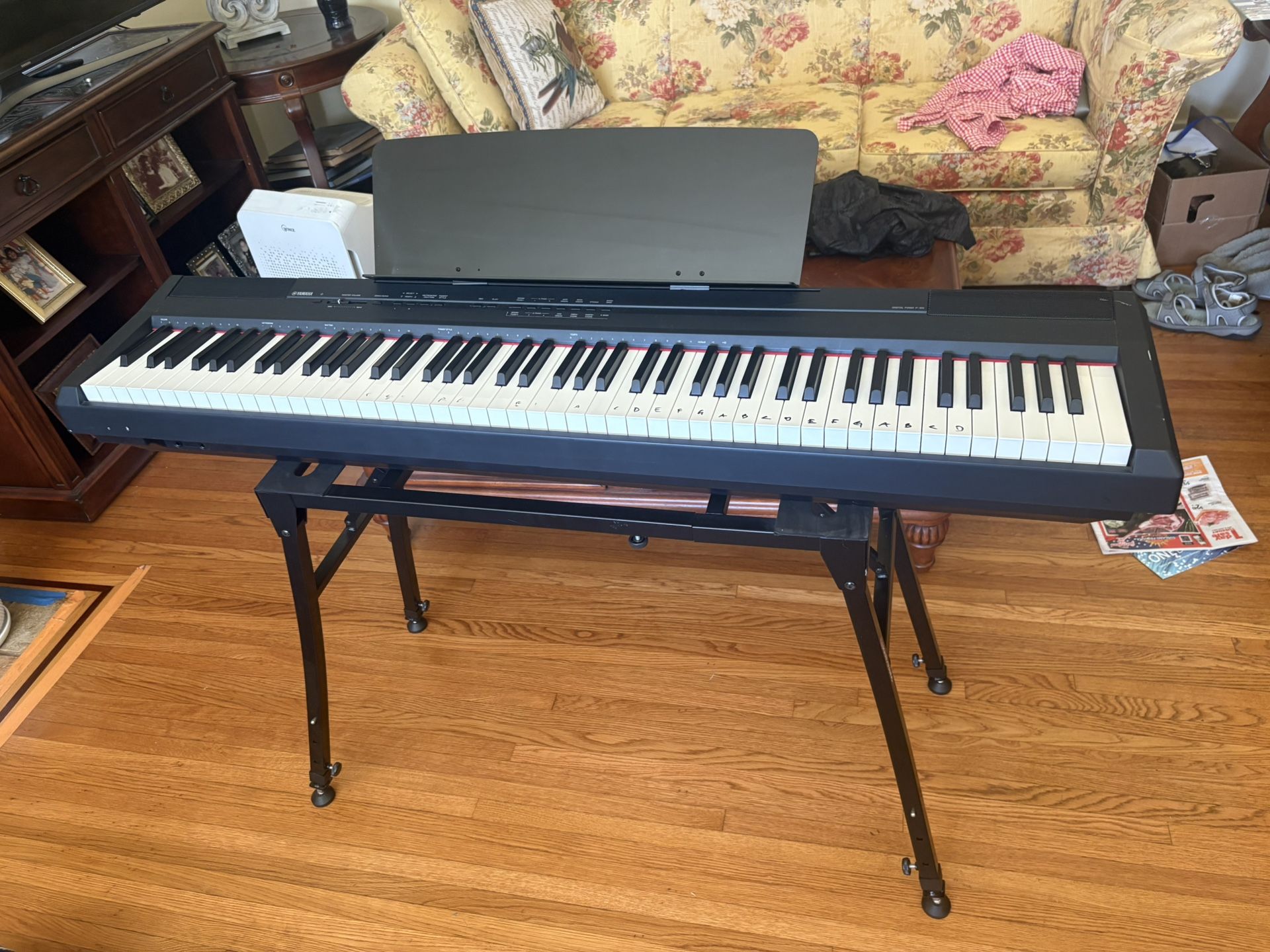 Yamaha p-105