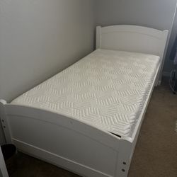 Solid Wood Twin Platform Bed w/ Trundle
