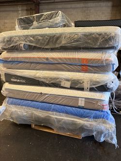 Tempurpedic King Mattress
