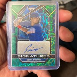 Seiya Suzuki Autographed Baseball Prizm Card