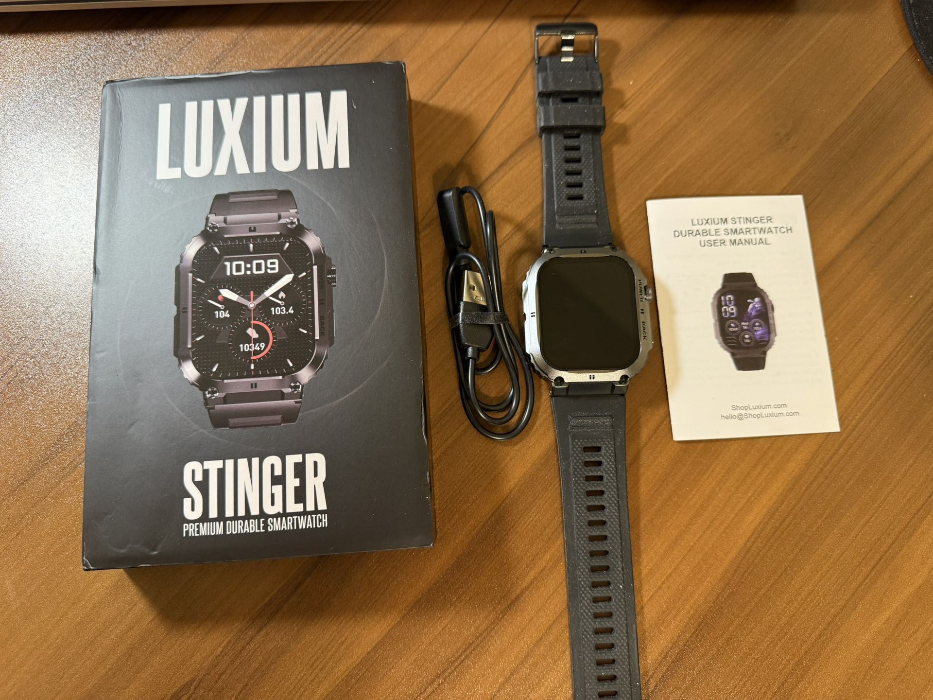 Luxium Smart Watch