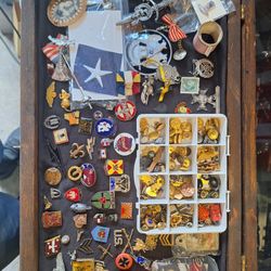 War World 2  Button , Pins , Medals , More 