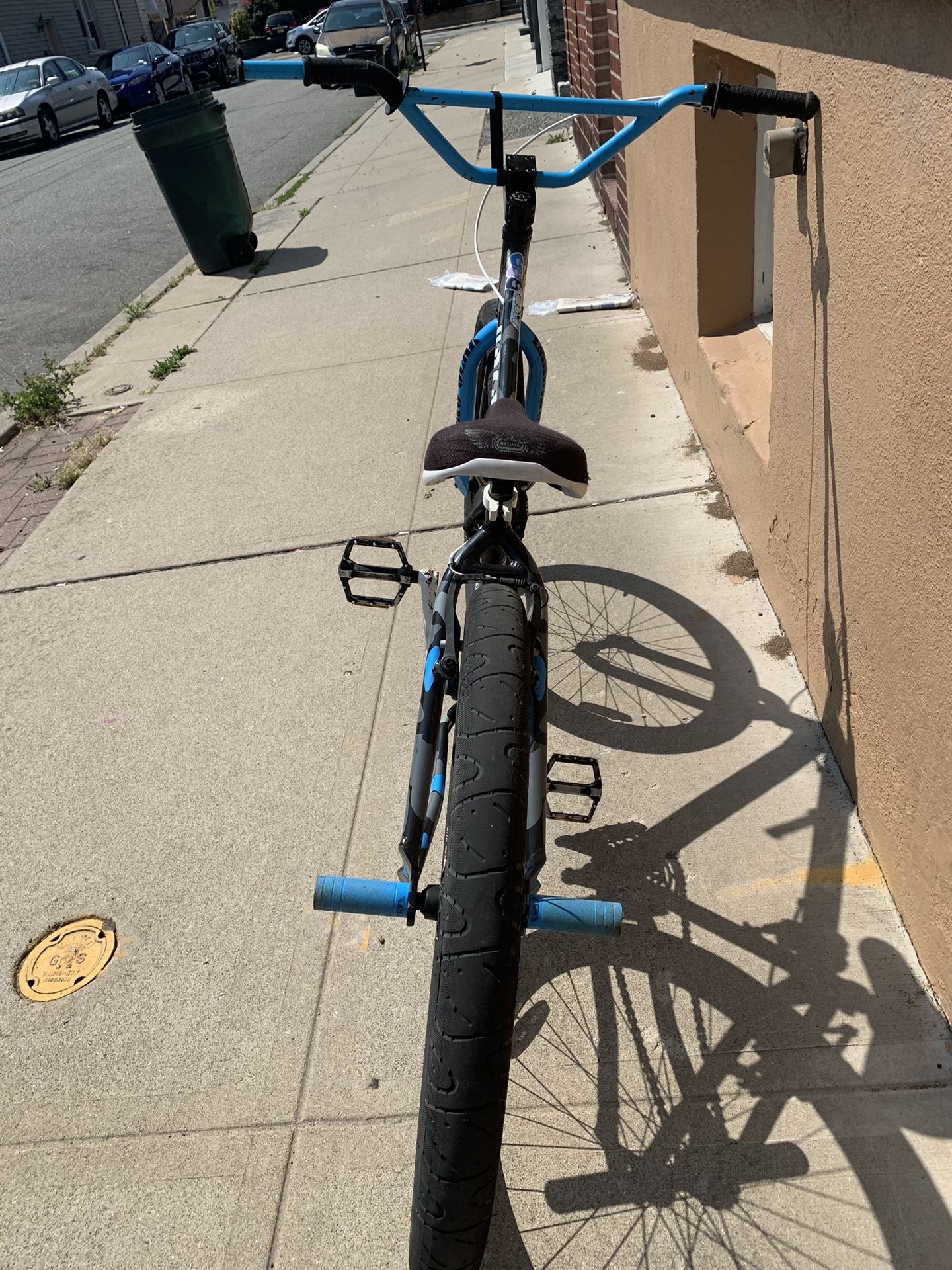 Blue Camo Blocks Flyer Se Bike With Maxxis 26 Inch for Sale in Reading, PA  - OfferUp