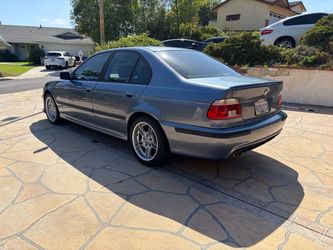 2002 BMW 525i