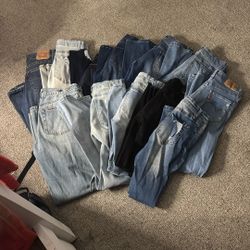 13 pairs of jeans sizes 1-3 