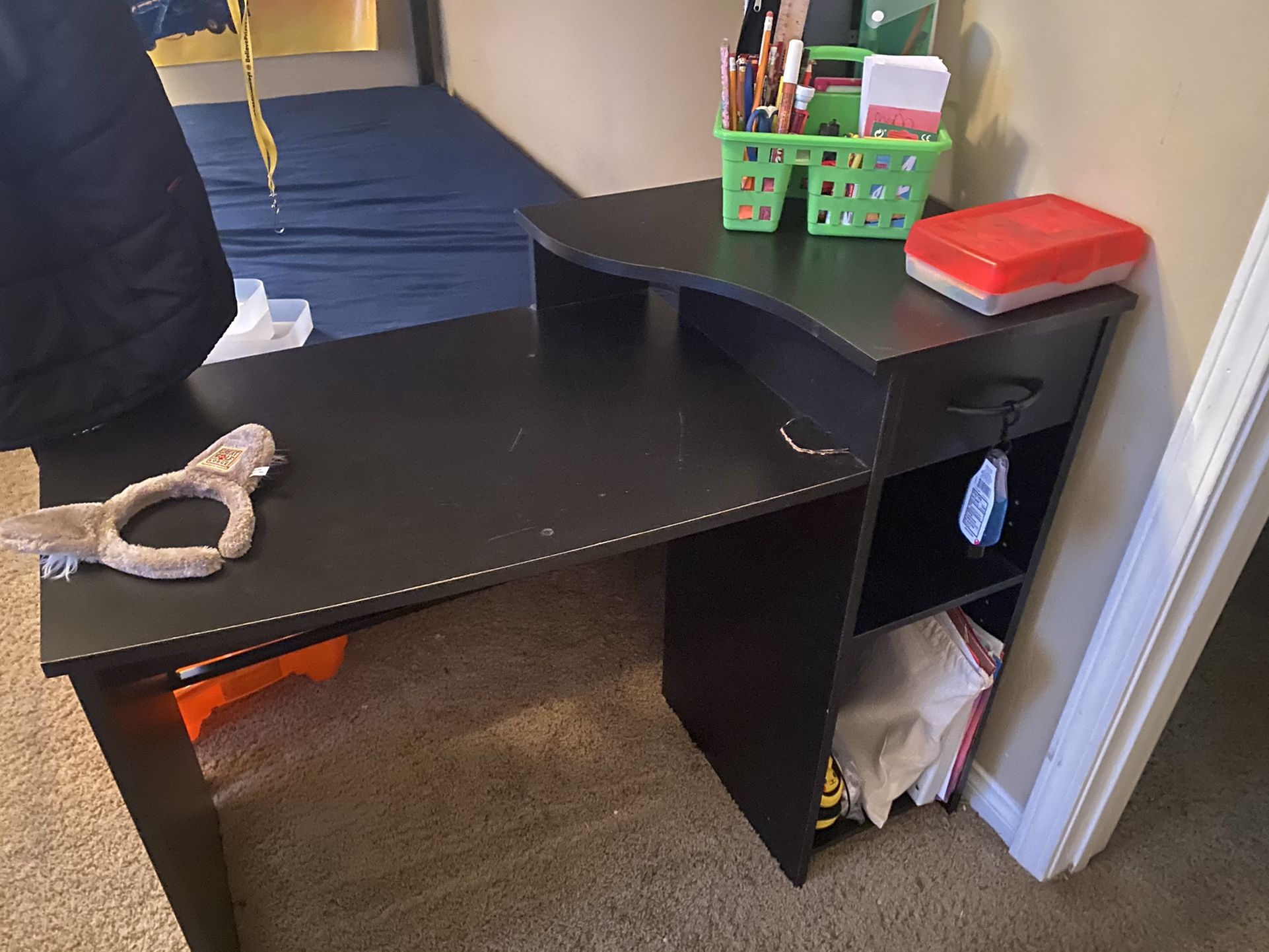 Small Black Computer Desk $15