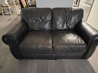 Coffee table, Black Leather Loveseat Sofa + Free 2 lamps and carpet