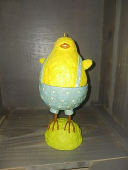 Cara chick box from Demdaco Cottonbury collection
