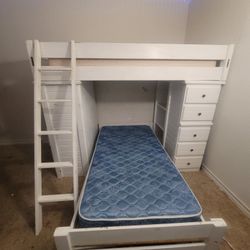 All-in-One Twin Loft Bed – Desk, Shelves & Storage