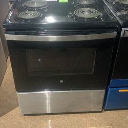 STOVE RANGE WASHER DRYER REFRIGERATOR XXQR5