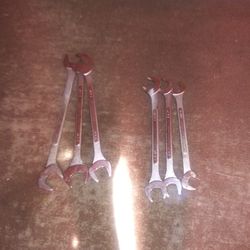 6  Big Wrenches 
