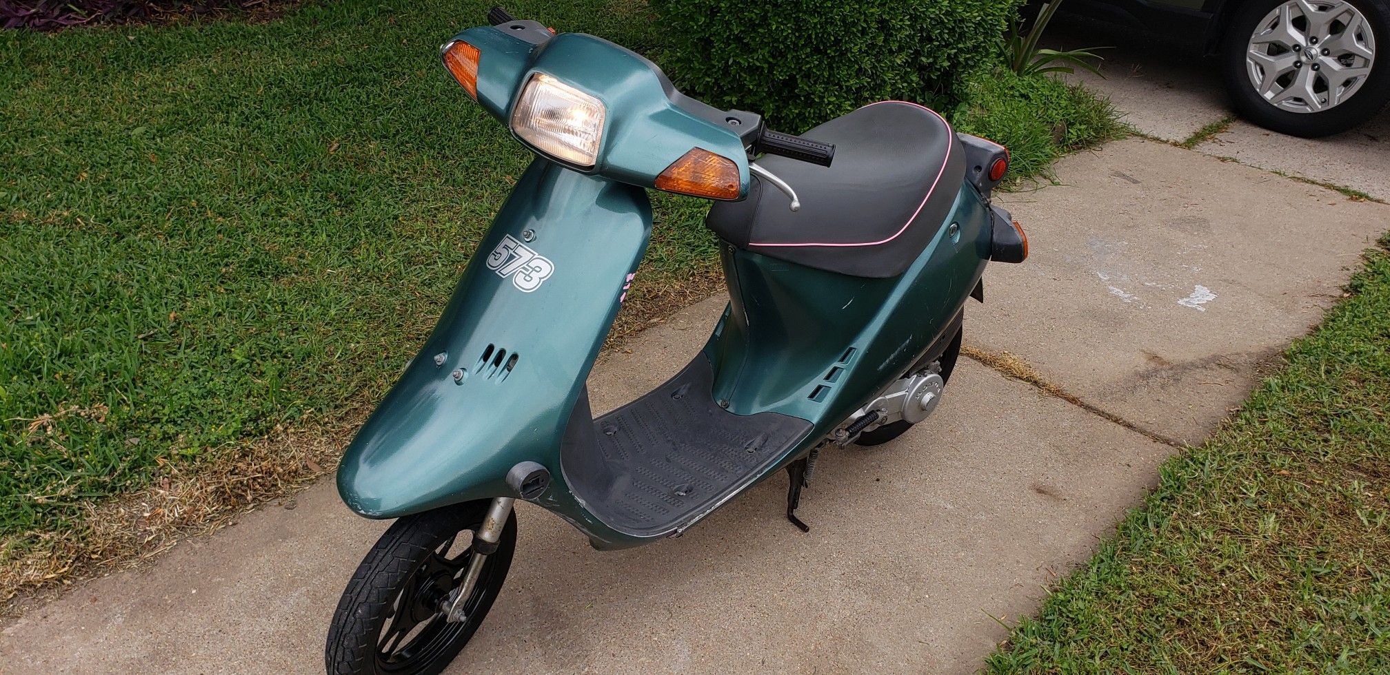 Honda Elite 50cc scooter moped