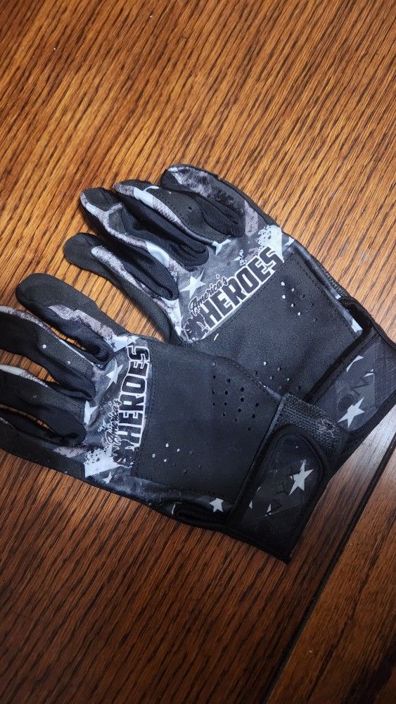 Onyx Heroes XL Baseball / Softball Batting Gloves - Like New