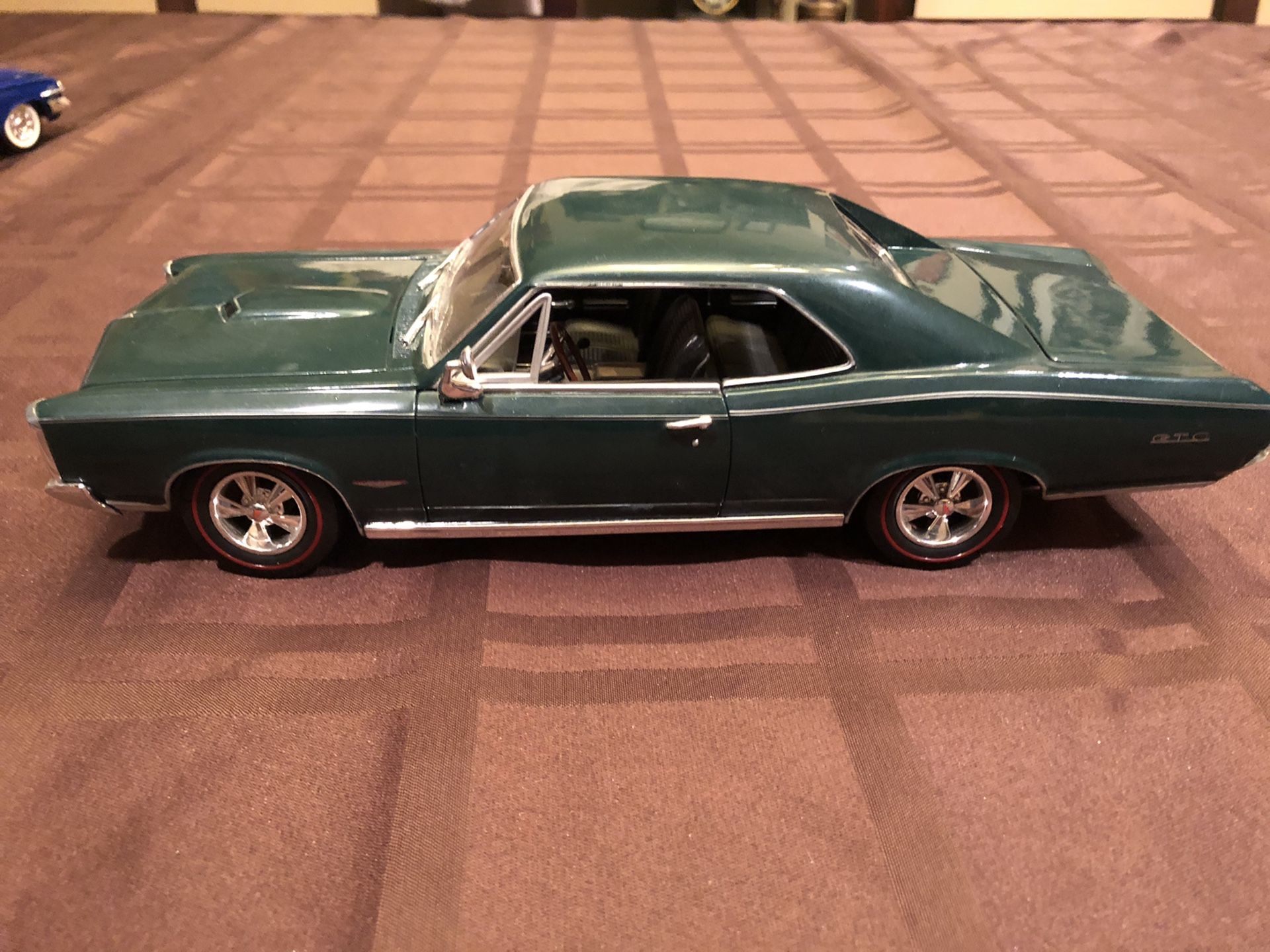 1966 Pontiac GTO - Diecast 1:18