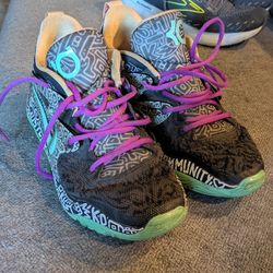 Nike KD 15's Brooklyn Graffiti Size 10.5