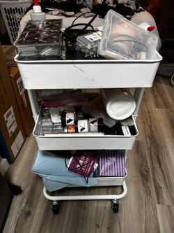 Nail cart with supplies!