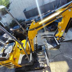 New 2025 Mini Excavator 1 Ton