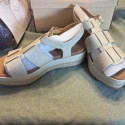 McLean Shoe