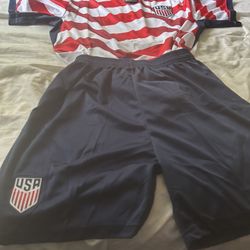 Set De USA La Roja Con Short Y La Negra Con Short Tanbien $25 El Set 