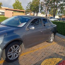 hi  up for trades  askin $1800