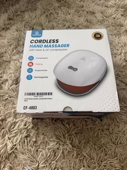 Hand massager