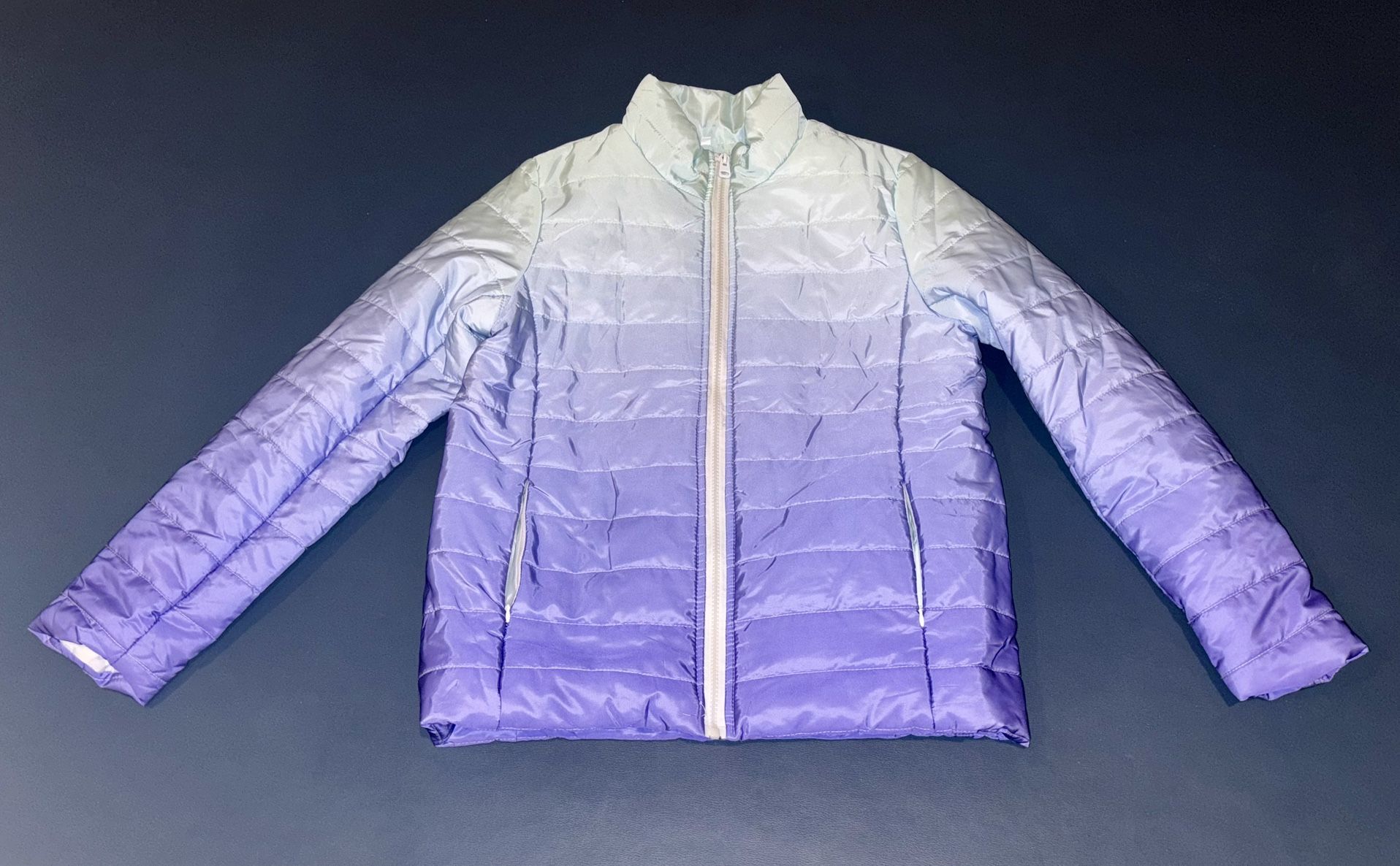 Women’s Small Puffy Jacket