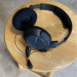 Sennheiser HD 428 Over-Ear Professional Closed-Back Headphones