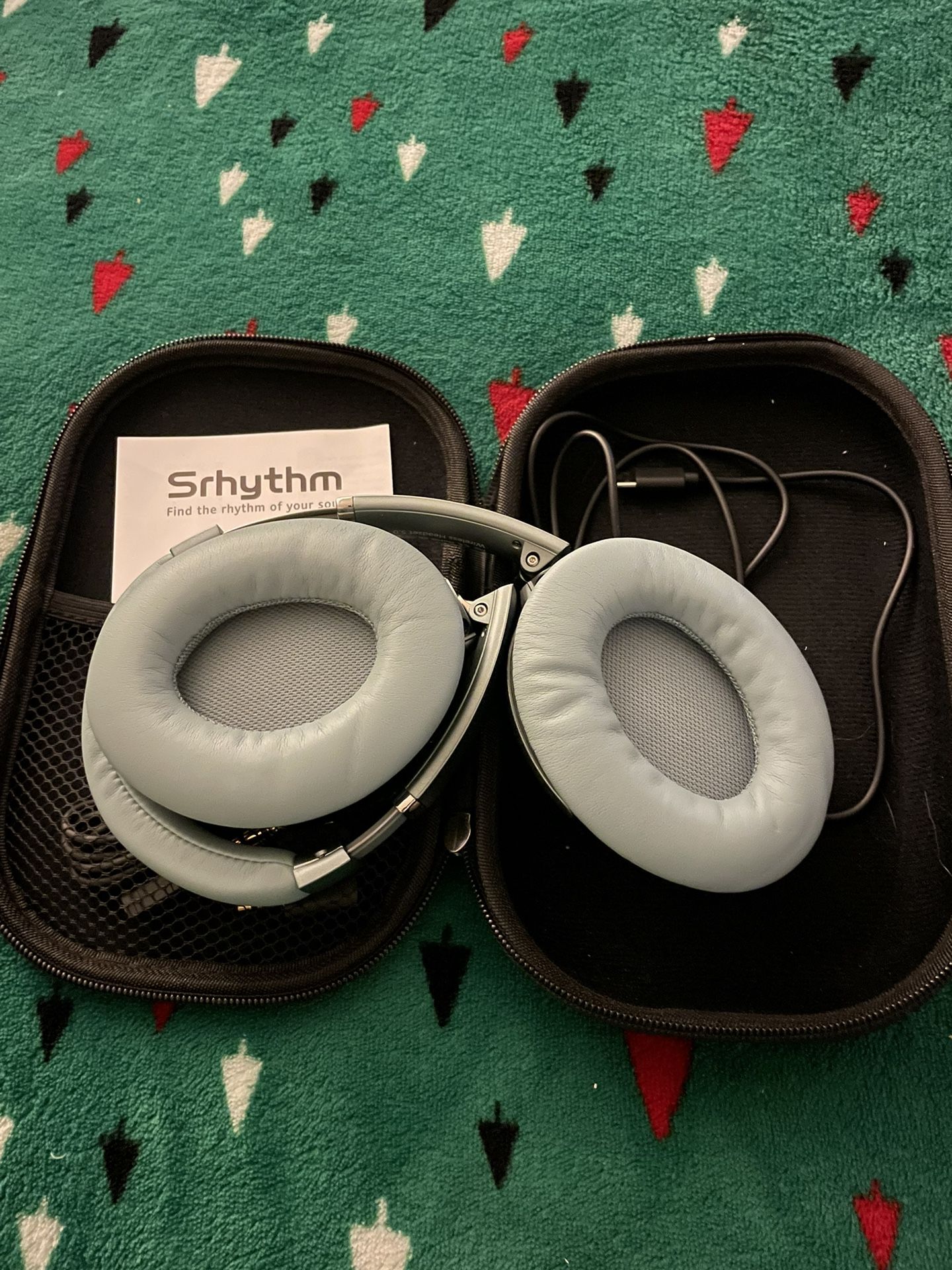 Srhythm Headphones Excellent Condition
