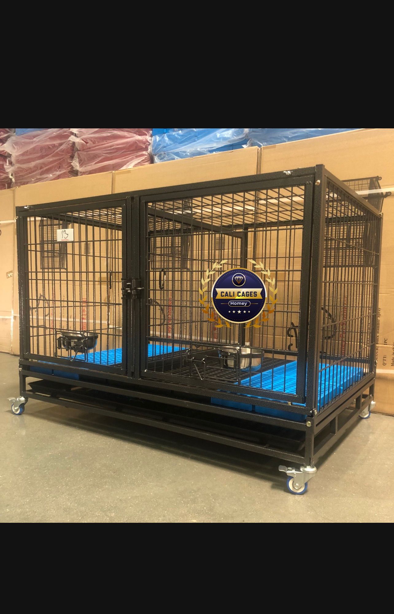 Dog Pet Cage Kennel Size 43” With Divdier Plastic Floor Grid Trays