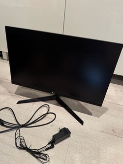 LG 24MP60G Computer monitor (24”) with hdmi and power chord