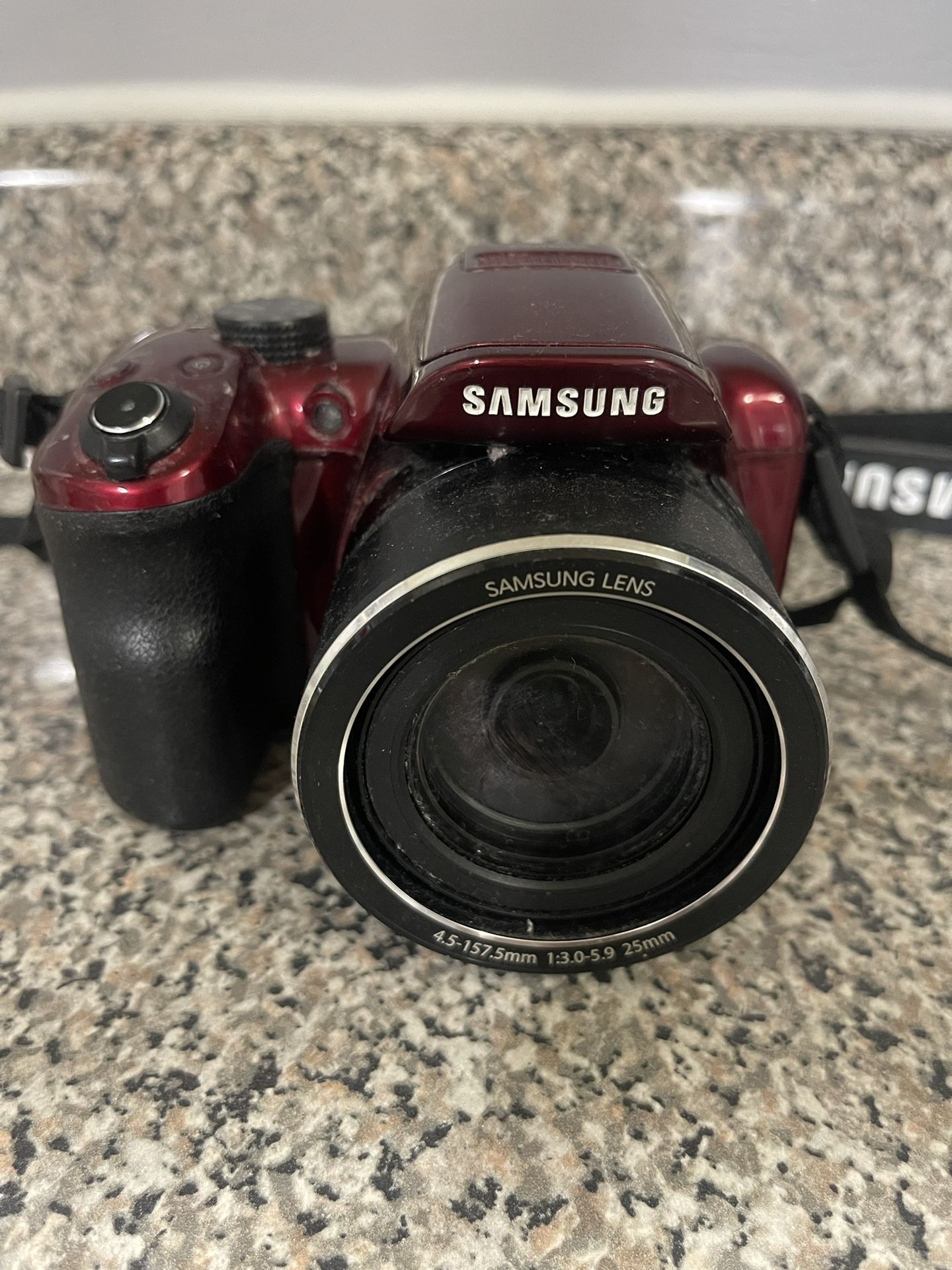 Samsung WB1100F Camera