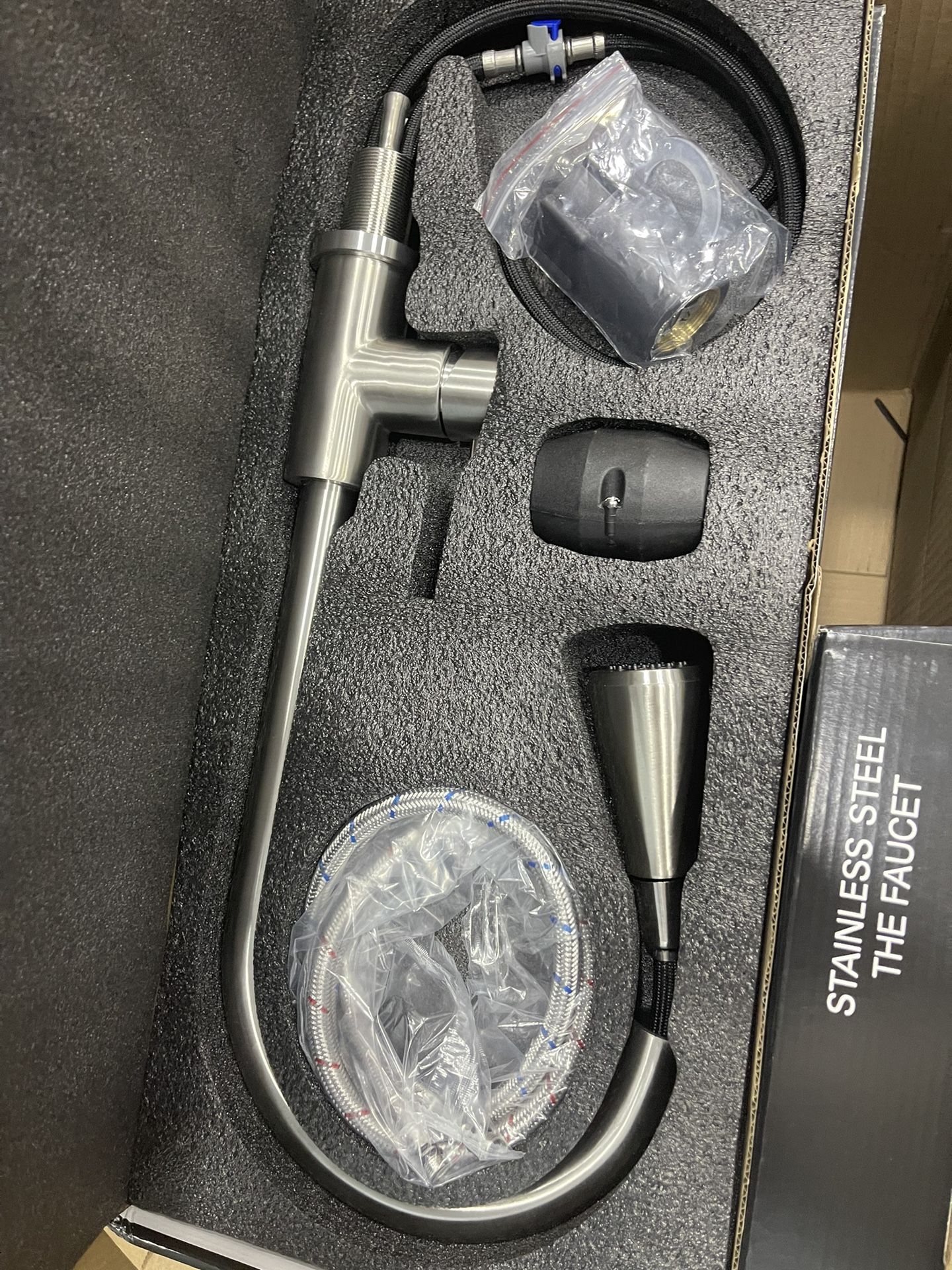 Brand new kitchen faucet 304 stainless steel