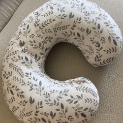Boppy/Like New