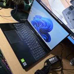 Dell  2- in-1 Touchscreen i7-10510U-CPU 10TH Gen. 16GB Ram 512GB SSD GPU: NVIDIA Graphics