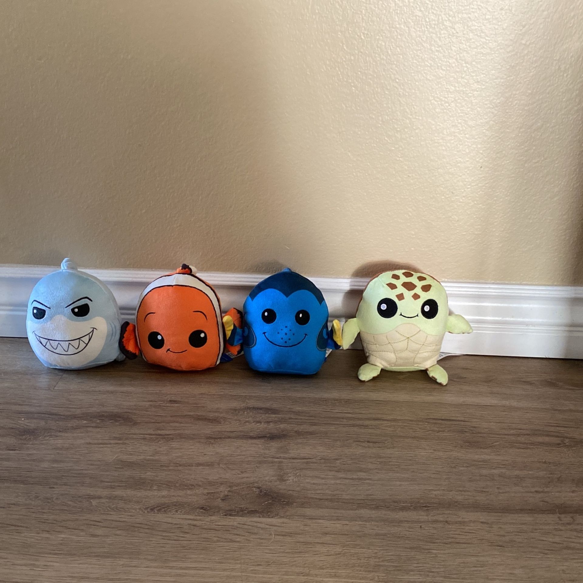Cutopia Finding Nemo Plushies