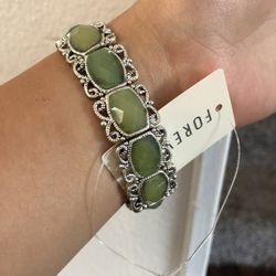 Green Stone Bracelet 