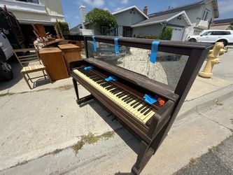 FREE FURNITURE, PIANO, DINING TABLE, DRESSERS LEFT ON DRIVEWAY!