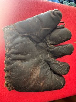 Antique Great Depression Era Baseball Glove