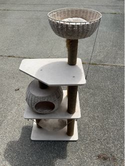 Cat tree